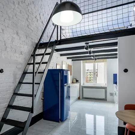 Rentplanet - Lelewela Apartment